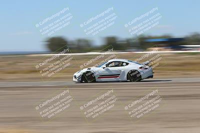 media/Oct-04-2025-OnGrid (Sat) [[44bd565ffa]]/Green Group/Grapevine/